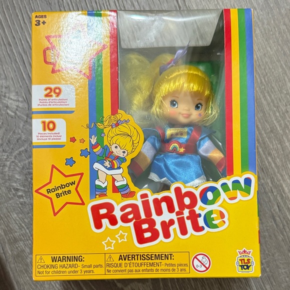 Rainbow Brite Doll with Yellow Hair and Blue Dress surprise doll - Picture 3 of 5